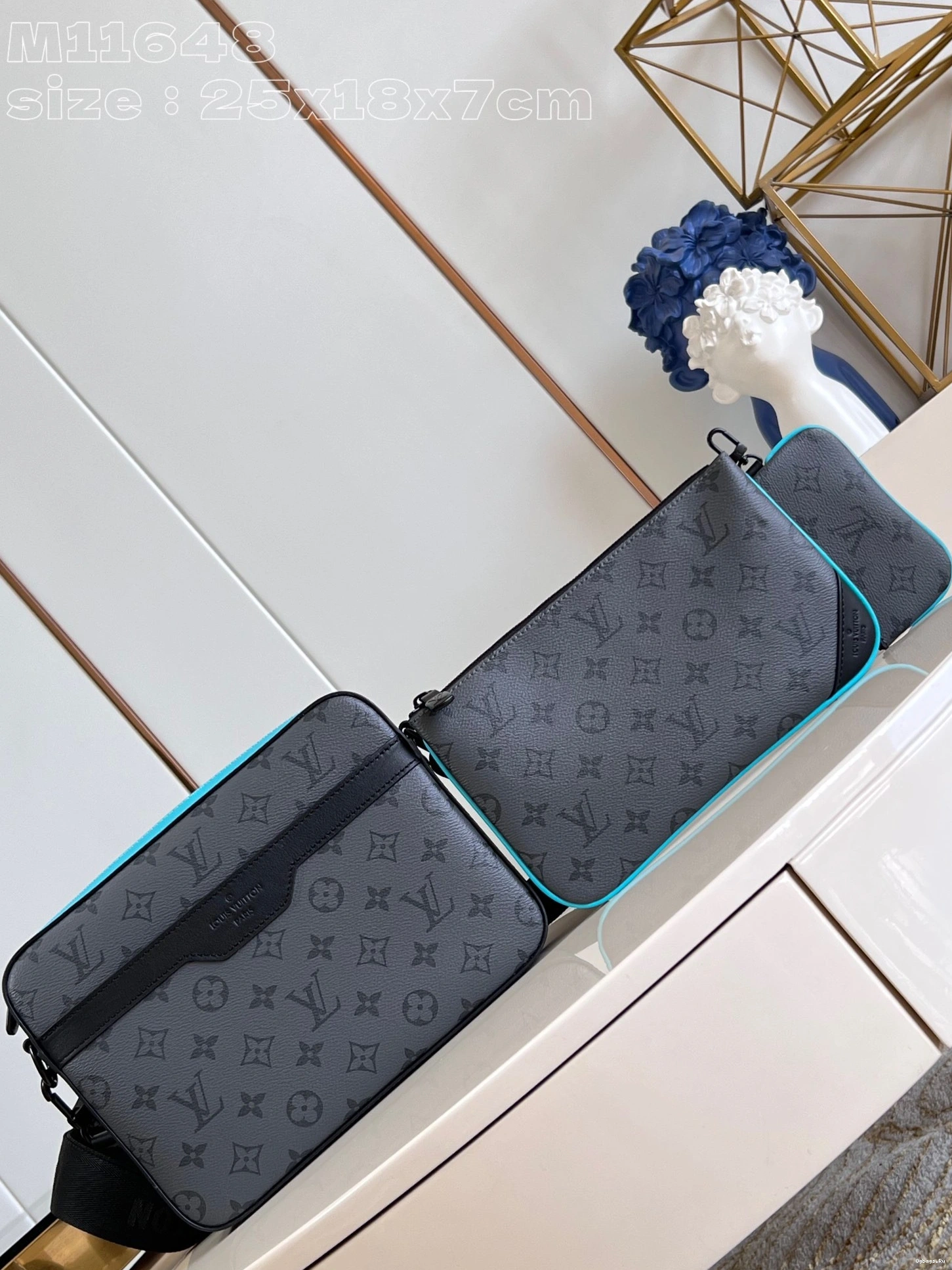 LOUIS MESSENGER TRIO VUITTON 0309